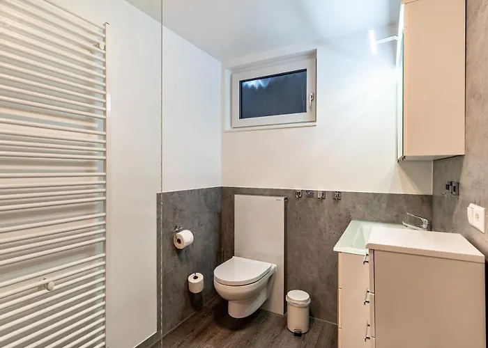 Eulennest Schramberg